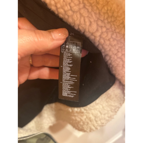 Women's Forever 21 Camo Jacket Size M - Picture 3 of 4